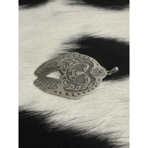 Huge Native American Sterling Silver Indian Skull Chief Headdress Pendant Signed - Picture 2 of 10